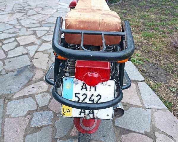 Красный Mustang BL, объемом двигателя 0 л и пробегом 30 тыс. км за 261 $, фото 2 на Automoto.ua