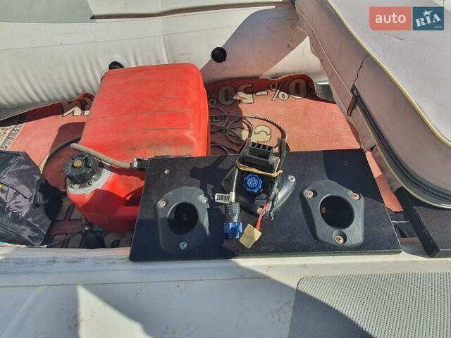 Белый Навигатор RIB, объемом двигателя 0 л и пробегом 0 тыс. км за 4200 $, фото 7 на Automoto.ua