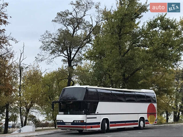 Білий Неоплан 116, об'ємом двигуна 12 л та пробігом 707 тис. км за 25707 $, фото 2 на Automoto.ua