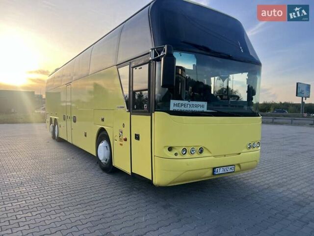 Желтый Неоплан 116, объемом двигателя 12 л и пробегом 120 тыс. км за 46000 $, фото 6 на Automoto.ua