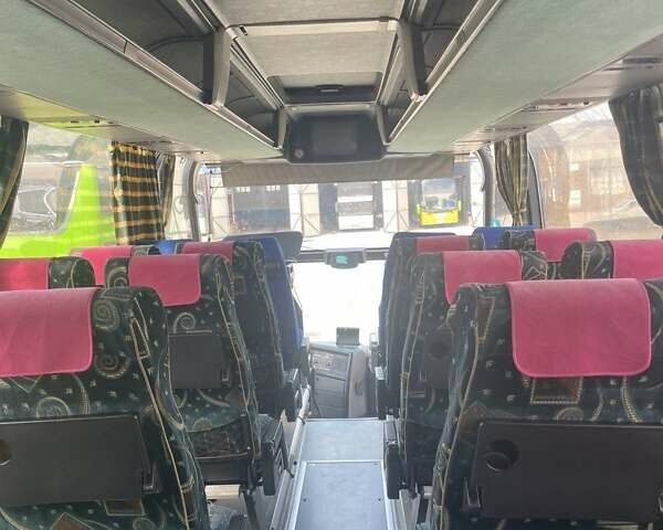 Серый Неоплан 116, объемом двигателя 12.7 л и пробегом 500 тыс. км за 18609 $, фото 4 на Automoto.ua