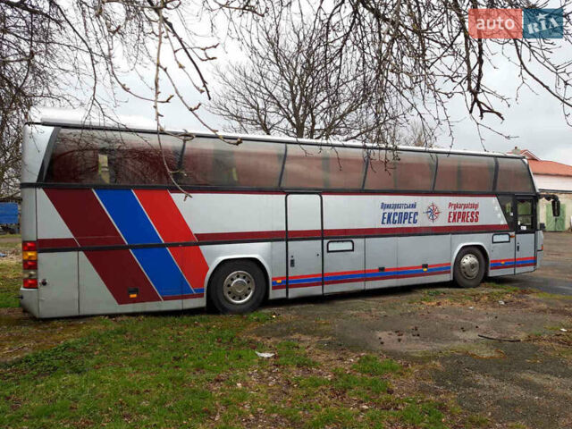 Неоплан 116 1994 в Коломые на Automoto.ua Серый Неоплан 116, объемом двигателя 11 л и пробегом 450 тыс. км за 8000 $, фото 6 на Automoto.ua