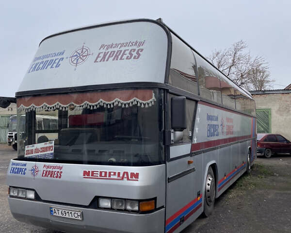 Неоплан 116 1994 в Коломые на Automoto.ua Серый Неоплан 116, объемом двигателя 11 л и пробегом 450 тыс. км за 8000 $, фото 1 на Automoto.ua