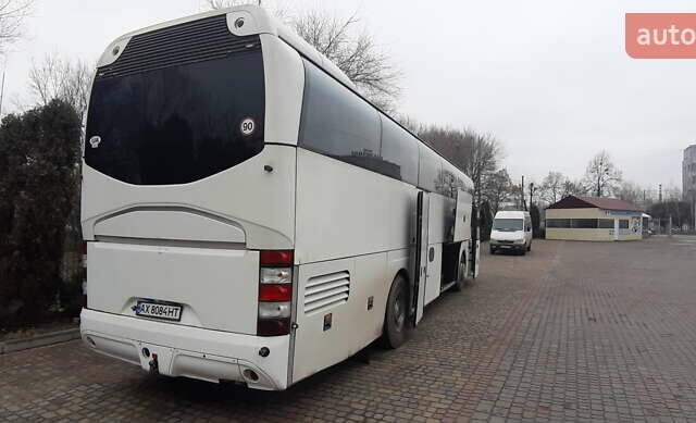 Білий Неоплан Н 1116, об'ємом двигуна 11.97 л та пробігом 830 тис. км за 39900 $, фото 3 на Automoto.ua