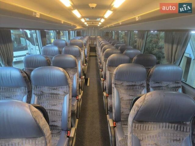 Сірий Неоплан Н 1217, об'ємом двигуна 12.42 л та пробігом 930 тис. км за 87000 $, фото 1 на Automoto.ua