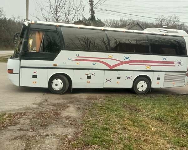 Белый Неоплан Н 208, объемом двигателя 6 л и пробегом 1000 тыс. км за 9500 $, фото 3 на Automoto.ua