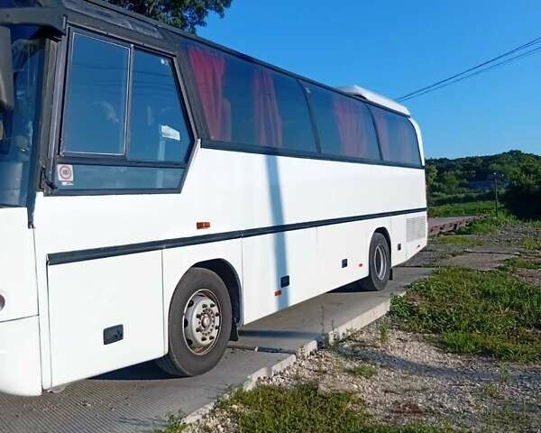Белый Неоплан Н 208, объемом двигателя 5.95 л и пробегом 720 тыс. км за 14000 $, фото 5 на Automoto.ua