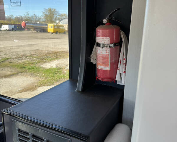 Неоплан Н 4407 2001 в Одессе на Automoto.ua Белый Неоплан Н 4407, объемом двигателя 6.87 л и пробегом 1 тыс. км за 18000 $, фото 14 на Automoto.ua