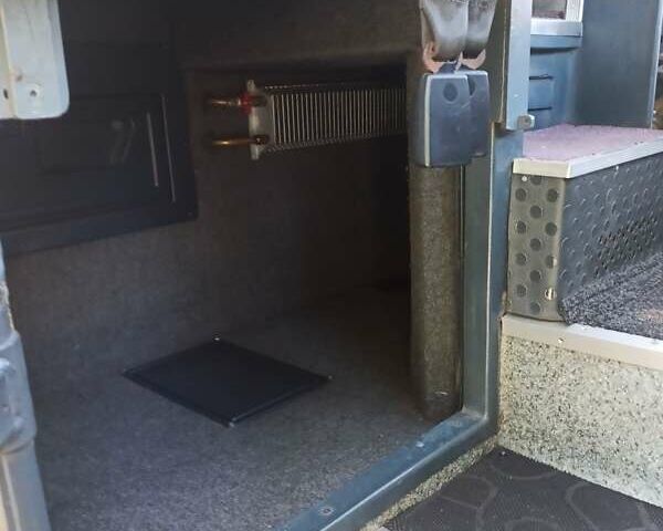 Белый Неоплан N 116, объемом двигателя 0 л и пробегом 1000 тыс. км за 14000 $, фото 5 на Automoto.ua