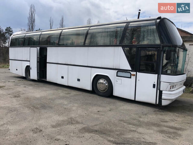 Белый Неоплан N 116, объемом двигателя 12.8 л и пробегом 1000 тыс. км за 15000 $, фото 1 на Automoto.ua
