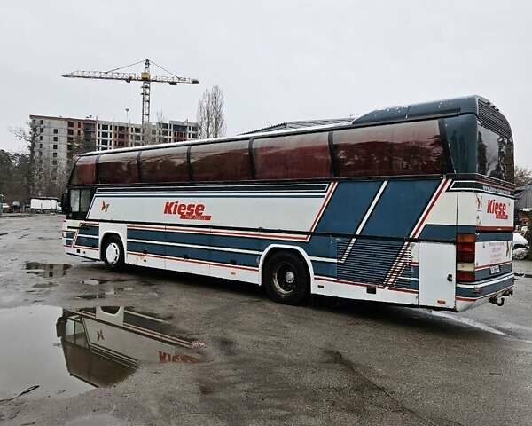 Білий Неоплан N 116, об'ємом двигуна 11.97 л та пробігом 595 тис. км за 11500 $, фото 5 на Automoto.ua