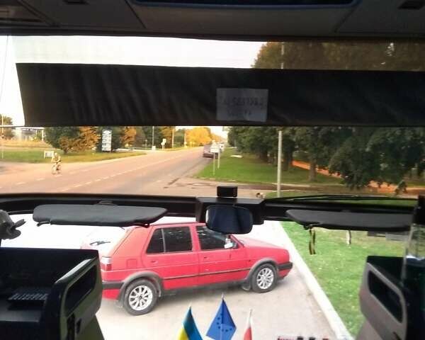 Белый Неоплан N 116, объемом двигателя 12.8 л и пробегом 700 тыс. км за 18000 $, фото 8 на Automoto.ua