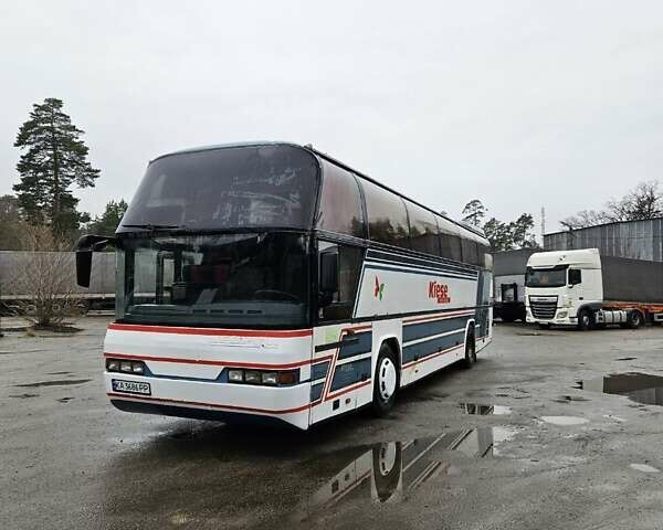 Білий Неоплан N 116, об'ємом двигуна 11.97 л та пробігом 595 тис. км за 11500 $, фото 1 на Automoto.ua