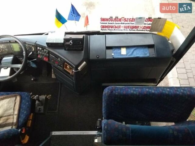 Белый Неоплан N 116, объемом двигателя 12.8 л и пробегом 700 тыс. км за 18000 $, фото 6 на Automoto.ua