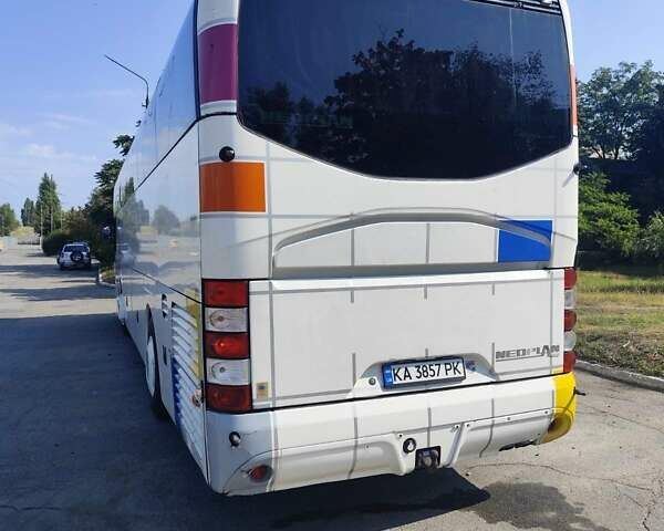Белый Неоплан N 116, объемом двигателя 10.89 л и пробегом 100 тыс. км за 22000 $, фото 4 на Automoto.ua