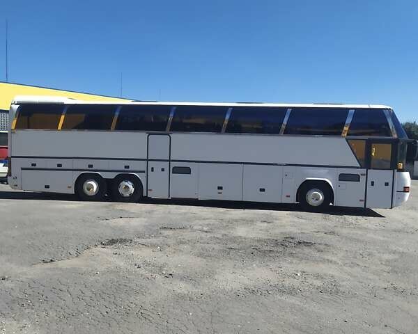 Білий Неоплан N 116, об'ємом двигуна 12 л та пробігом 8 тис. км за 22000 $, фото 7 на Automoto.ua