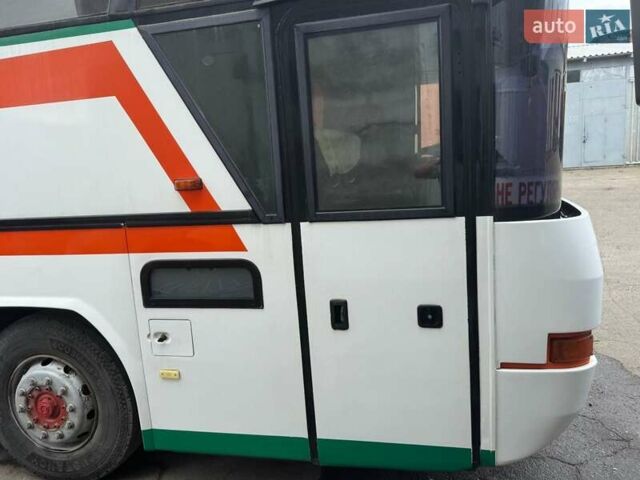 Белый Неоплан N 116, объемом двигателя 12.81 л и пробегом 600 тыс. км за 25000 $, фото 17 на Automoto.ua