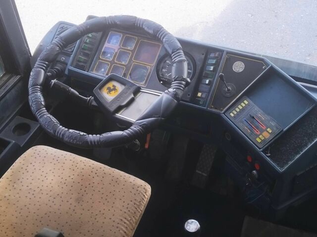 Неоплан N 116, об'ємом двигуна 11.97 л та пробігом 0 тис. км за 3000 $, фото 1 на Automoto.ua