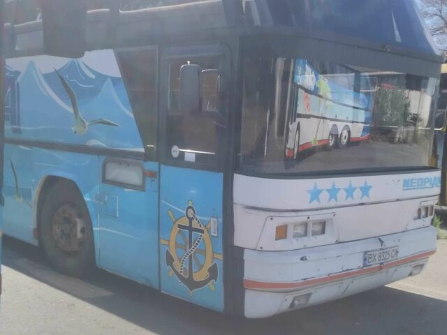 Неоплан N 116, об'ємом двигуна 11.97 л та пробігом 0 тис. км за 3000 $, фото 3 на Automoto.ua