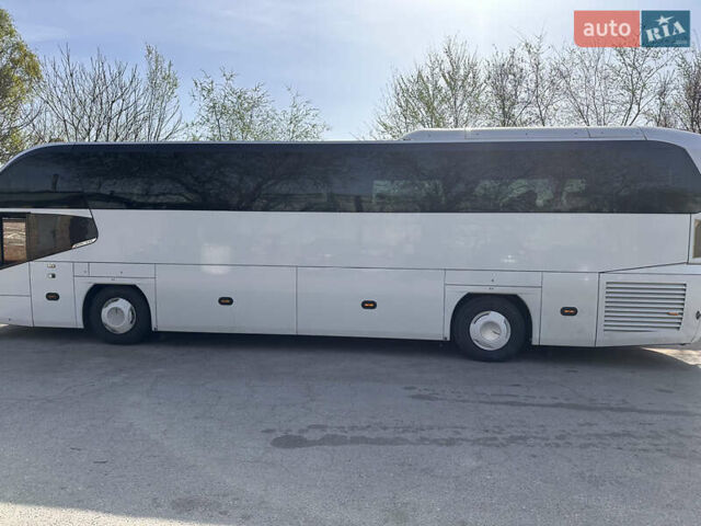 Белый Неоплан N 1216, объемом двигателя 10.9 л и пробегом 670 тыс. км за 77000 $, фото 12 на Automoto.ua