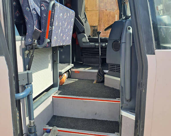 Неоплан N 316 SHD, объемом двигателя 14.62 л и пробегом 200 тыс. км за 17500 $, фото 7 на Automoto.ua