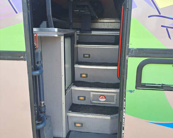 Неоплан N 316 SHD, объемом двигателя 14.62 л и пробегом 200 тыс. км за 17500 $, фото 6 на Automoto.ua