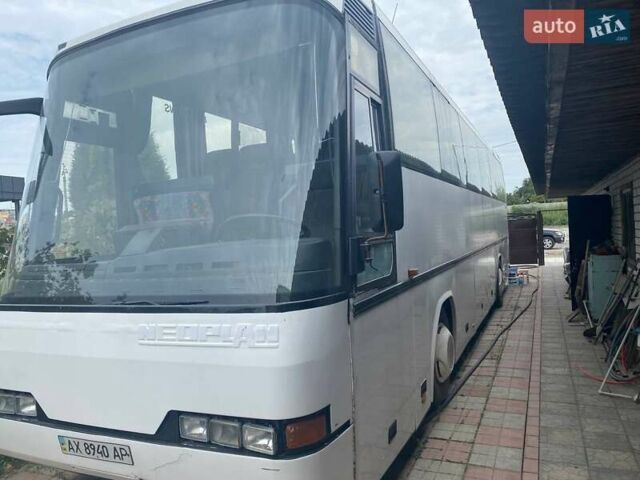 Неоплан N 316 SHD, объемом двигателя 0 л и пробегом 657 тыс. км за 6000 $, фото 2 на Automoto.ua