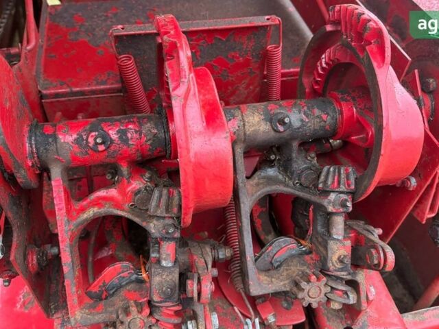 Нью Холланд 265 1990 в Бродах на Automoto.ua Нью Холланд 265, объемом двигателя 0 л и пробегом 0 тыс. км за 2900 $, фото 5 на Automoto.ua