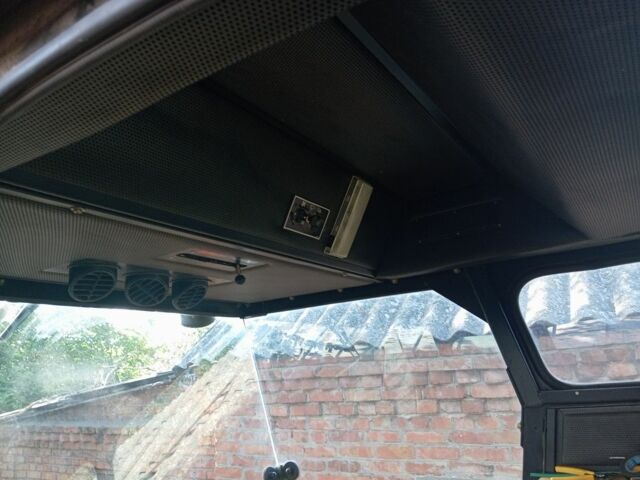 Жовтий Нью Холланд 8030, об'ємом двигуна 6 л та пробігом 10 тис. км за 22000 $, фото 8 на Automoto.ua