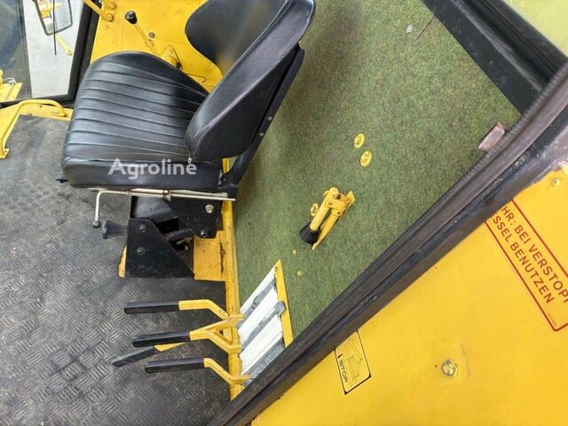 Нью Холланд 8040, объемом двигателя 0 л и пробегом 0 тыс. км за 27547 $, фото 8 на Automoto.ua