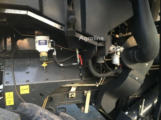 Желтый Нью Холланд ЦР, объемом двигателя 0 л и пробегом 0 тыс. км за 194343 $, фото 15 на Automoto.ua