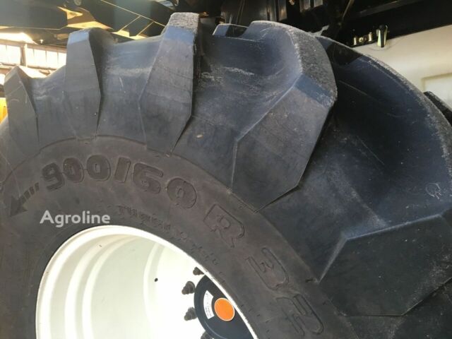 Желтый Нью Холланд ЦР, объемом двигателя 0 л и пробегом 0 тыс. км за 194343 $, фото 8 на Automoto.ua