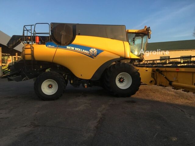 Желтый Нью Холланд ЦР, объемом двигателя 0 л и пробегом 0 тыс. км за 194343 $, фото 1 на Automoto.ua