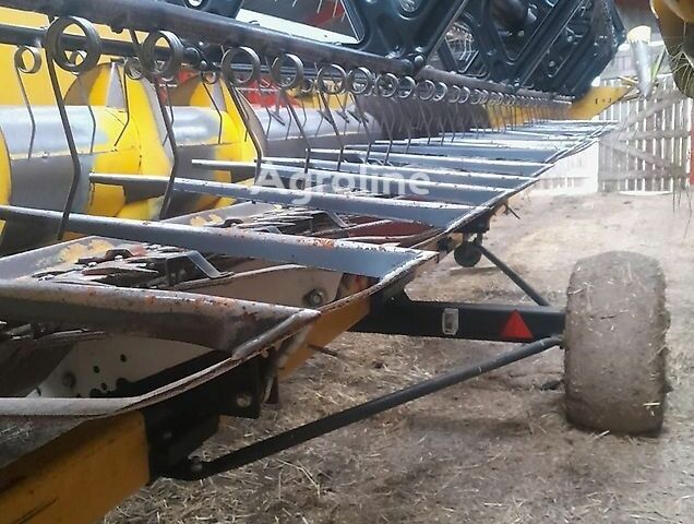 Нью Холланд CX 8060 2008 в Полтаве на Automoto.ua Нью Холланд CX 8060, объемом двигателя 0 л и пробегом 0 тыс. км за 98641 $, фото 23 на Automoto.ua