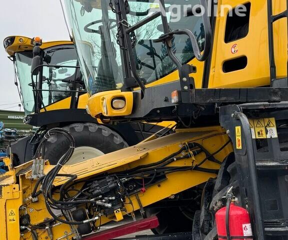 Нью Холланд CX 8080, объемом двигателя 0 л и пробегом 0 тыс. км за 197711 $, фото 5 на Automoto.ua