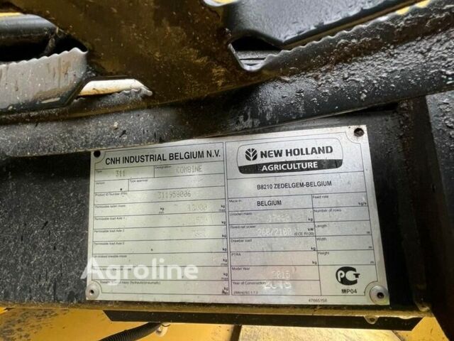Желтый Нью Холланд CX 8080, объемом двигателя 0 л и пробегом 0 тыс. км за 98240 $, фото 7 на Automoto.ua