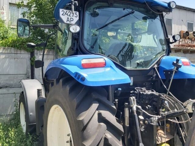 Синий Нью Холланд T 6050, объемом двигателя 6.73 л и пробегом 404 тыс. км за 71000 $, фото 2 на Automoto.ua
