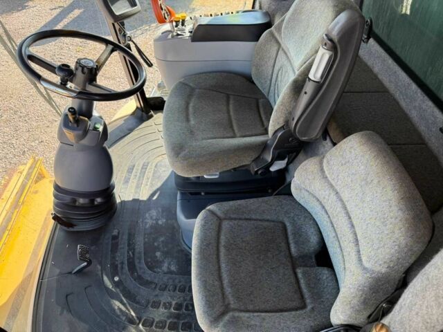 Нью Холланд Другая 2004 у Белой Церкве на Automoto.ua Нью Холланд Другая, об'ємом двигуна 0 л та пробігом 0 тис. км за 47000 $, фото 6 на Automoto.ua