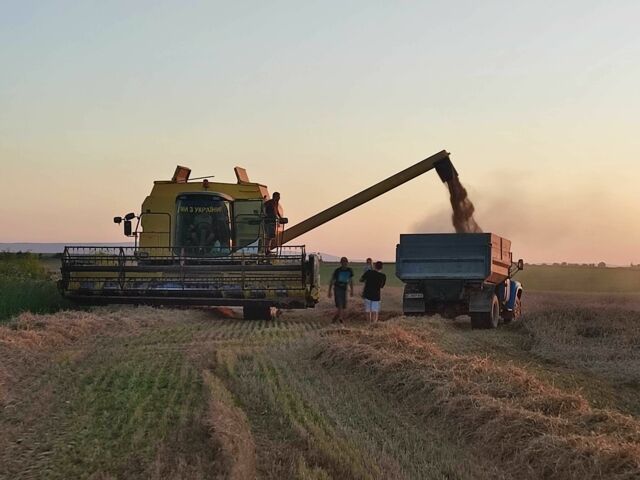 Нью Холланд Другая, объемом двигателя 0 л и пробегом 0 тыс. км за 41000 $, фото 2 на Automoto.ua