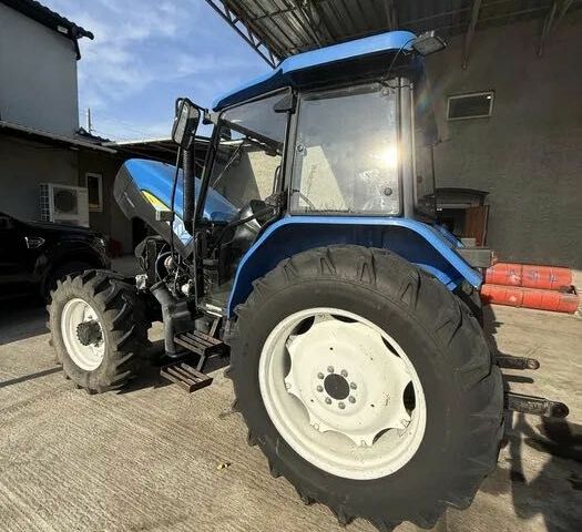 Нью Холланд Другая, объемом двигателя 4 л и пробегом 7 тыс. км за 17500 $, фото 6 на Automoto.ua