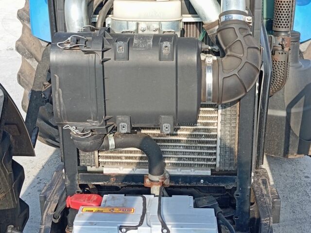 Нью Холланд Другая, объемом двигателя 3.91 л и пробегом 2 тыс. км за 31531 $, фото 6 на Automoto.ua