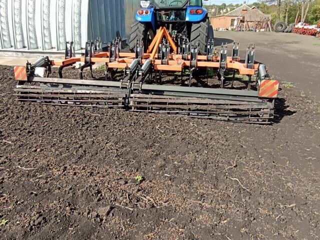 Нью Холланд Другая, объемом двигателя 4.2 л и пробегом 6 тыс. км за 27000 $, фото 4 на Automoto.ua