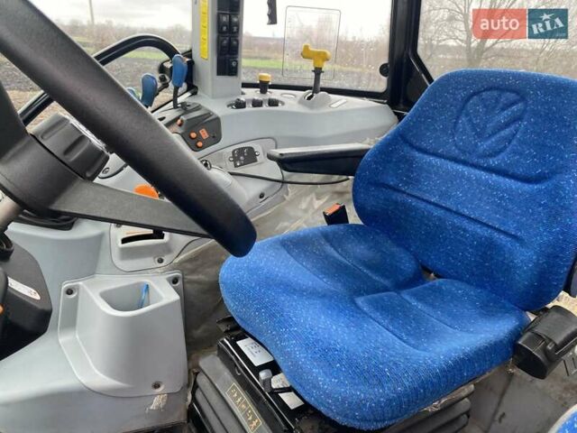 Нью Холланд E 215B, объемом двигателя 0 л и пробегом 1 тыс. км за 43000 $, фото 10 на Automoto.ua