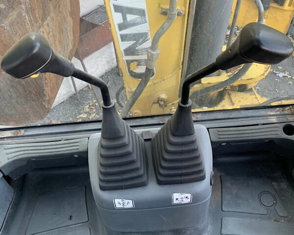 Жовтий Нью Холланд LB115 4PS, об'ємом двигуна 0 л та пробігом 0 тис. км за 22500 $, фото 9 на Automoto.ua
