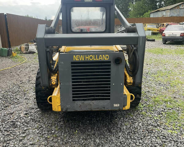 Желтый Нью Холланд LB115 4PS, объемом двигателя 3.2 л и пробегом 1 тыс. км за 17000 $, фото 2 на Automoto.ua