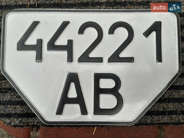 Желтый Нью Холланд LB115 4PS, объемом двигателя 3.2 л и пробегом 1 тыс. км за 17000 $, фото 7 на Automoto.ua