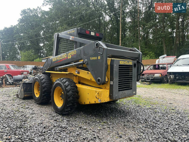 Желтый Нью Холланд LB115 4PS, объемом двигателя 3.2 л и пробегом 1 тыс. км за 17000 $, фото 5 на Automoto.ua