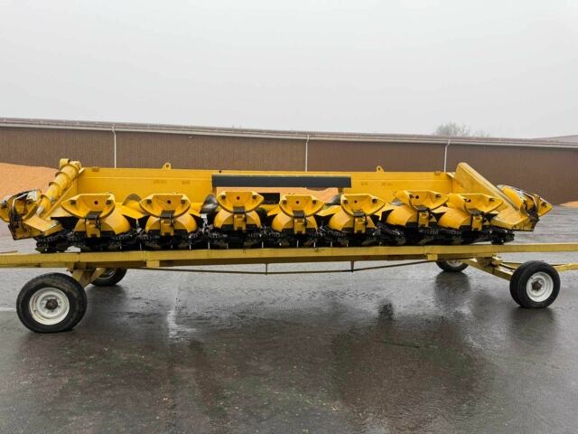 Желтый Нью Холланд MR870N, объемом двигателя 0 л и пробегом 0 тыс. км за 10500 $, фото 2 на Automoto.ua