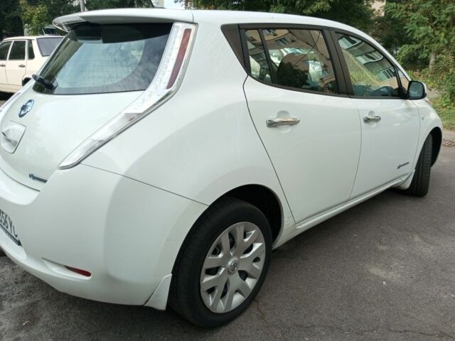 Білий Ніссан 100 NX, об'ємом двигуна 0 л та пробігом 210 тис. км за 5500 $, фото 4 на Automoto.ua