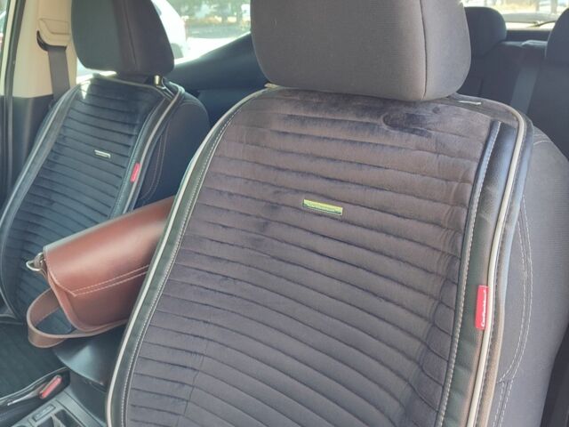 Белый Ниссан 110, объемом двигателя 1.6 л и пробегом 172 тыс. км за 14000 $, фото 7 на Automoto.ua